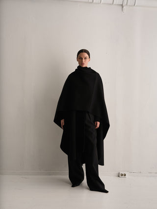 Envelope1976 Camoens shawl Scarf Black