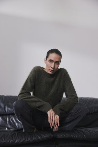 Envelope1976 Cloud knit - Cashmere Sweater Dark olive