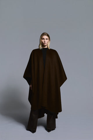 Envelope1976 Camoens shawl Scarf Chestnut